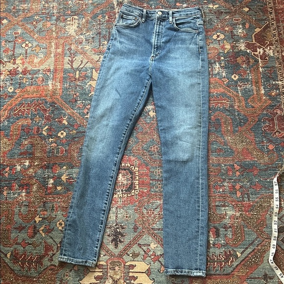 Agolde Pinch Waist Skinny Jeans Size 26 A165B-1256
Cut 54666 - Picture 11 of 11